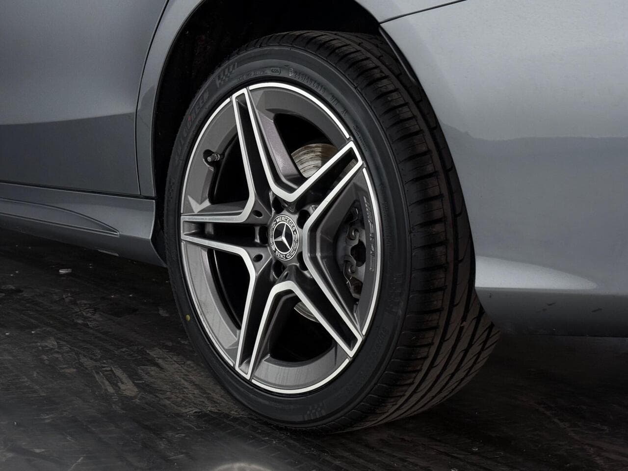 Mercedes-Benz C Class thumbnail Wheel