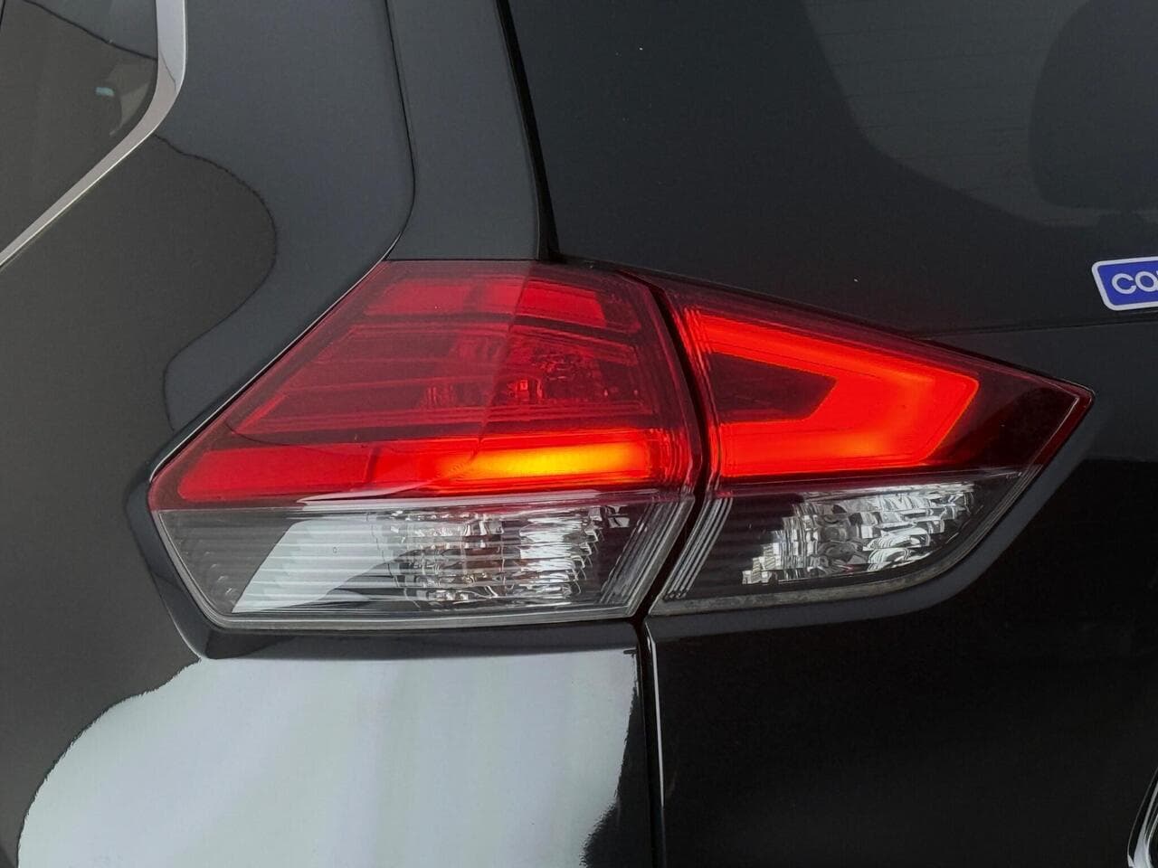 Nissan X-Trail thumbnail Lights Rear