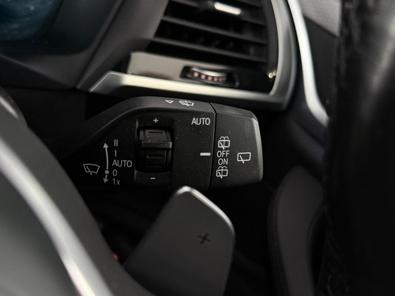 BMW X3 thumbnail Misc Controls