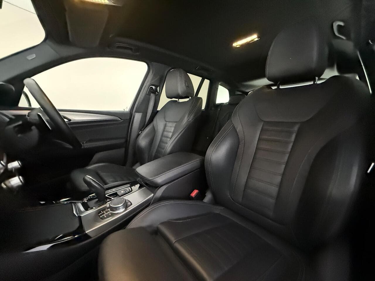 BMW X3 thumbnail Seat Front Passenger