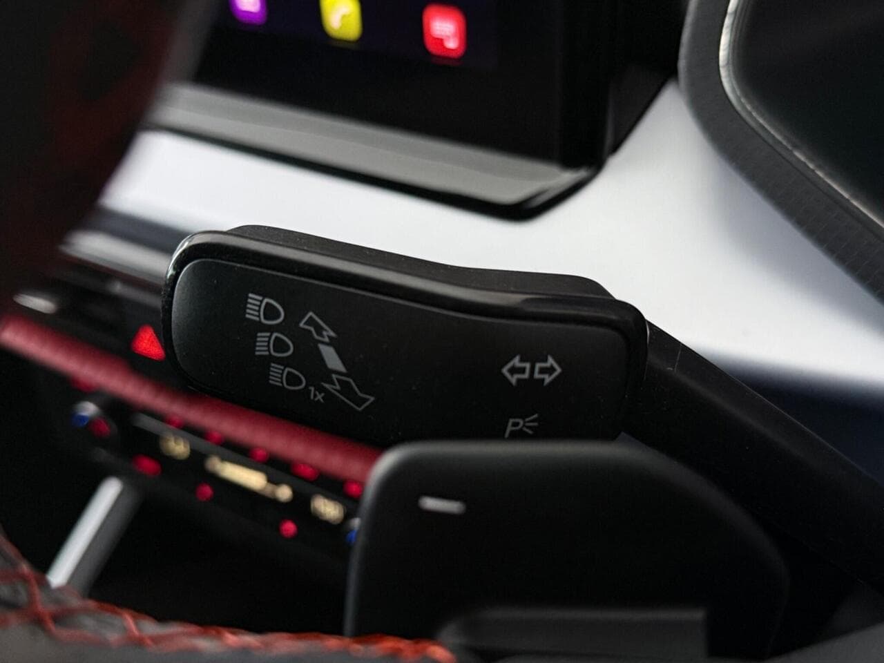 SEAT Arona thumbnail Misc Controls