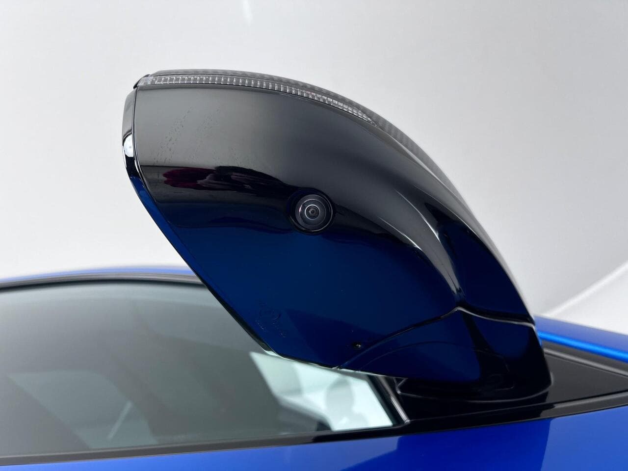 Lamborghini Urus thumbnail Roof