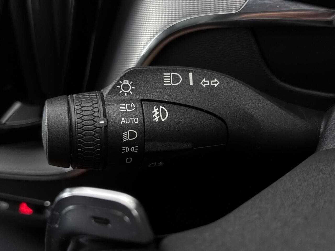 Volvo XC60 thumbnail Misc Controls