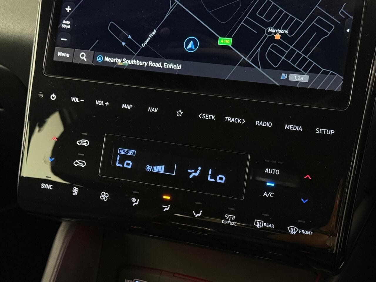 Hyundai TUCSON thumbnail Infotainment System