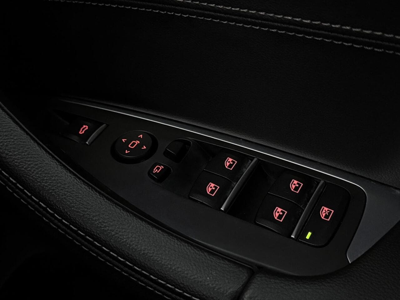 BMW X3 thumbnail Misc Controls