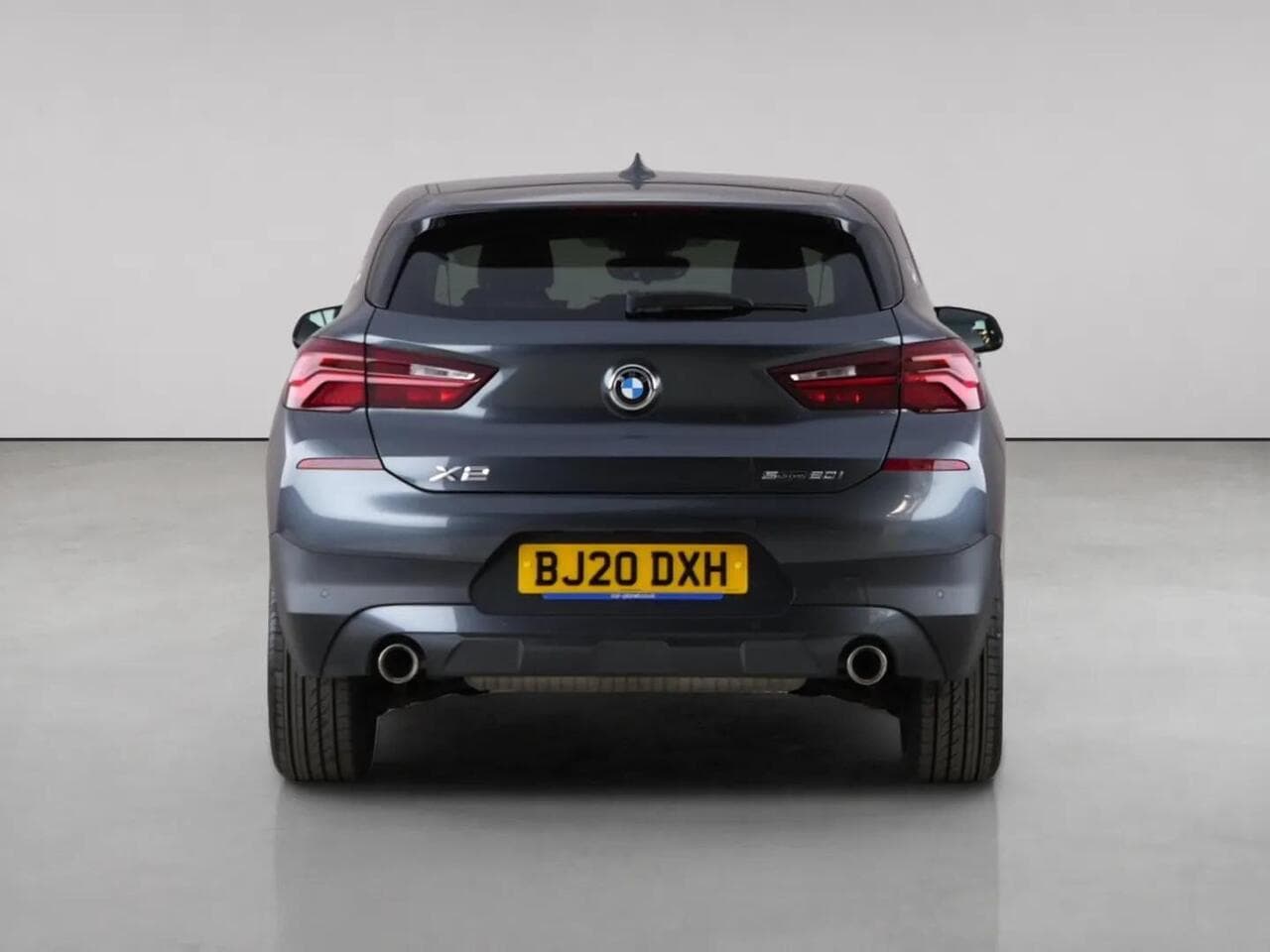 BMW X2 thumbnail Rear