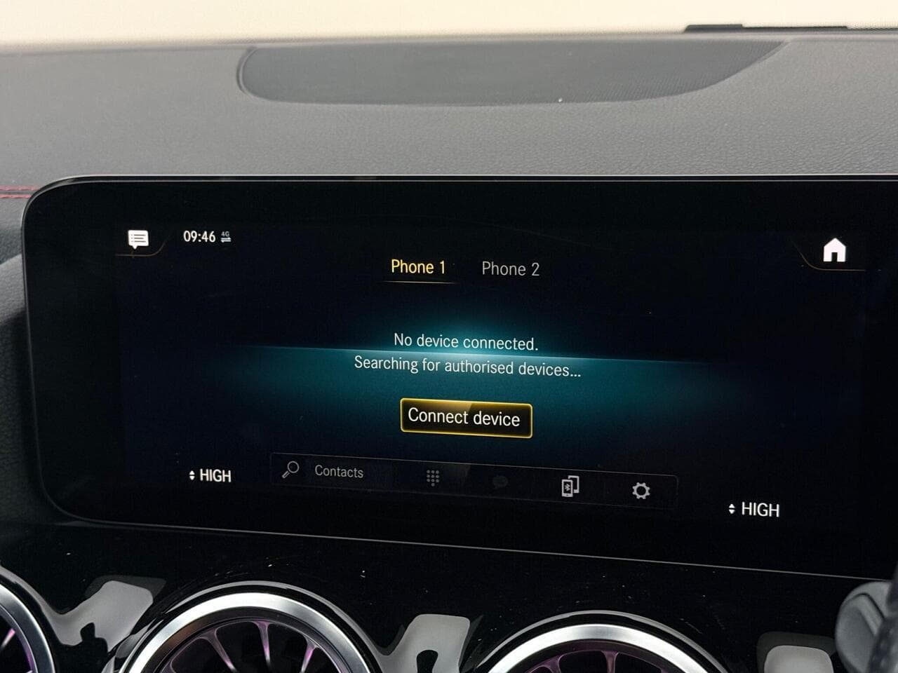Mercedes-Benz EQA thumbnail Infotainment System