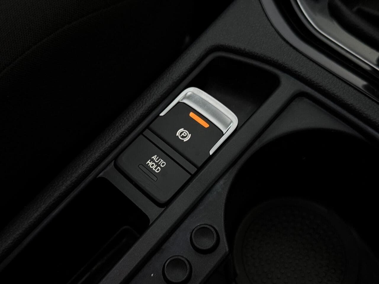 Volkswagen Touran thumbnail Misc Controls
