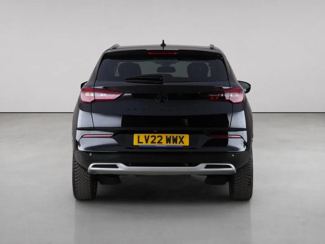 Vauxhall Grandland thumbnail Rear