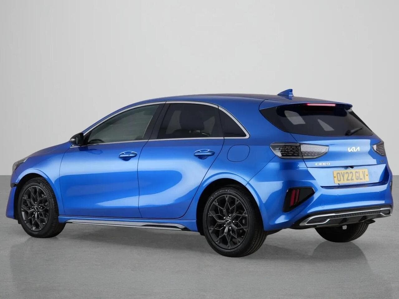 Kia Ceed thumbnail Rear Left