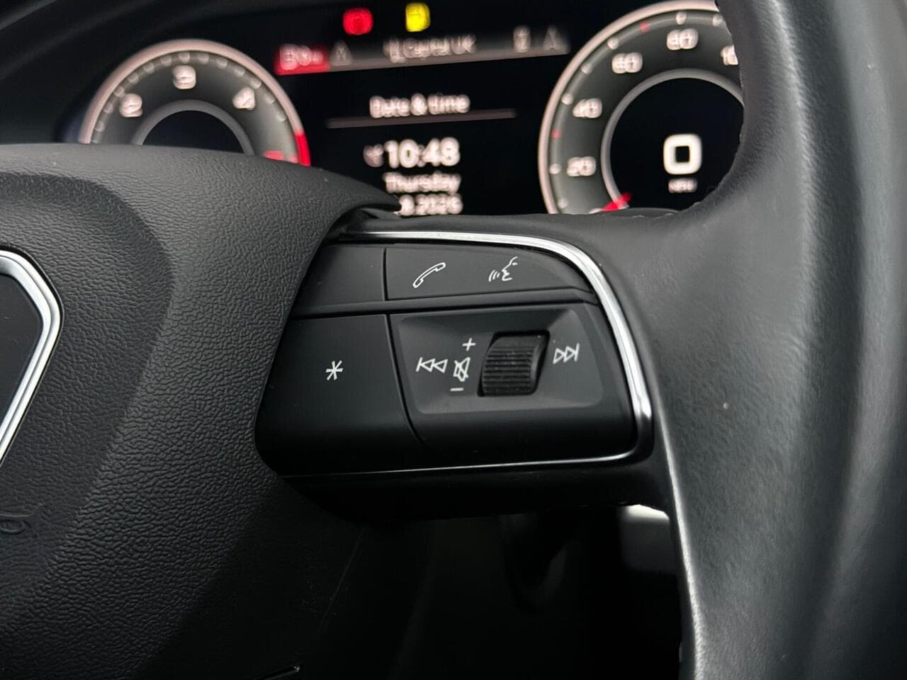 Audi Q5 thumbnail Misc Controls