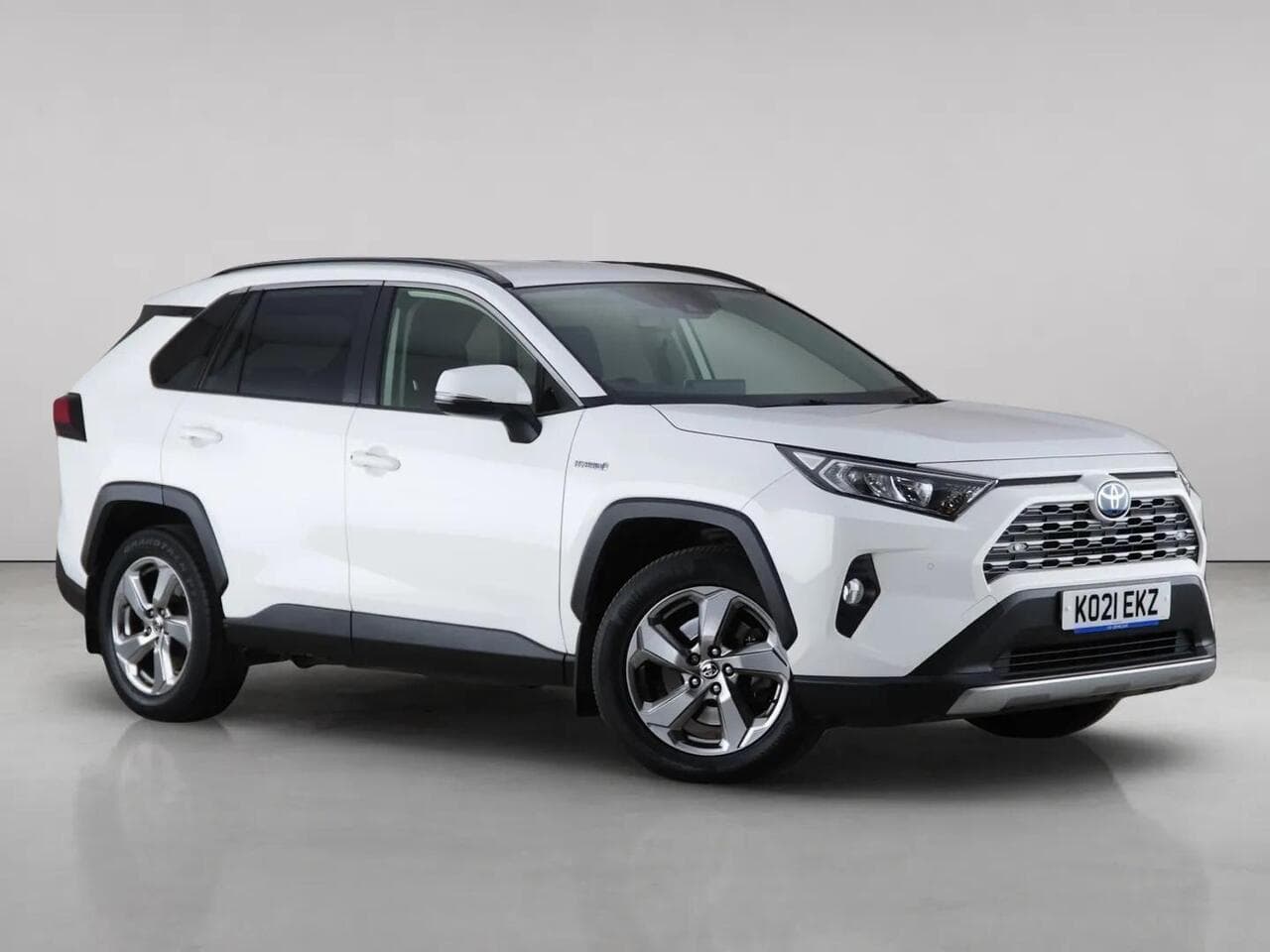 Toyota RAV4 - Toyota RAV4 2.5 VVT-h Design CVT 4WD Euro 6 (s/s) 5dr