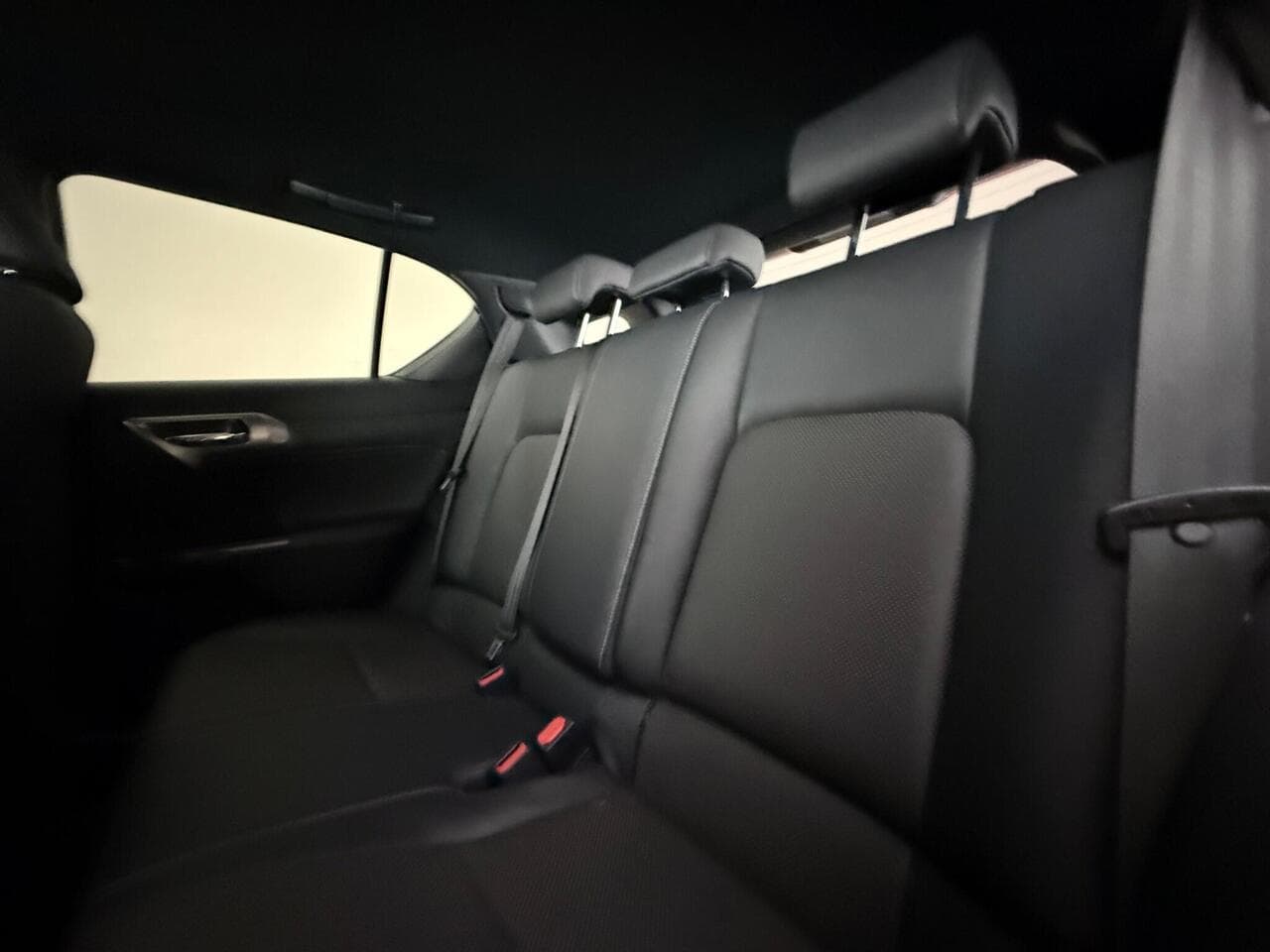 Lexus CT thumbnail Seats Rear