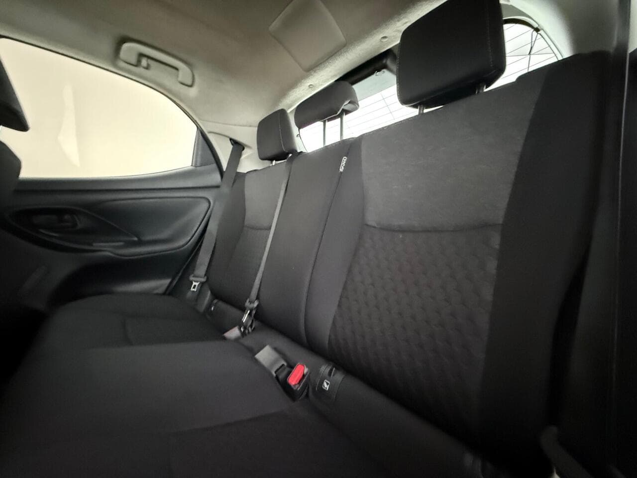 Toyota Yaris thumbnail Seats Rear