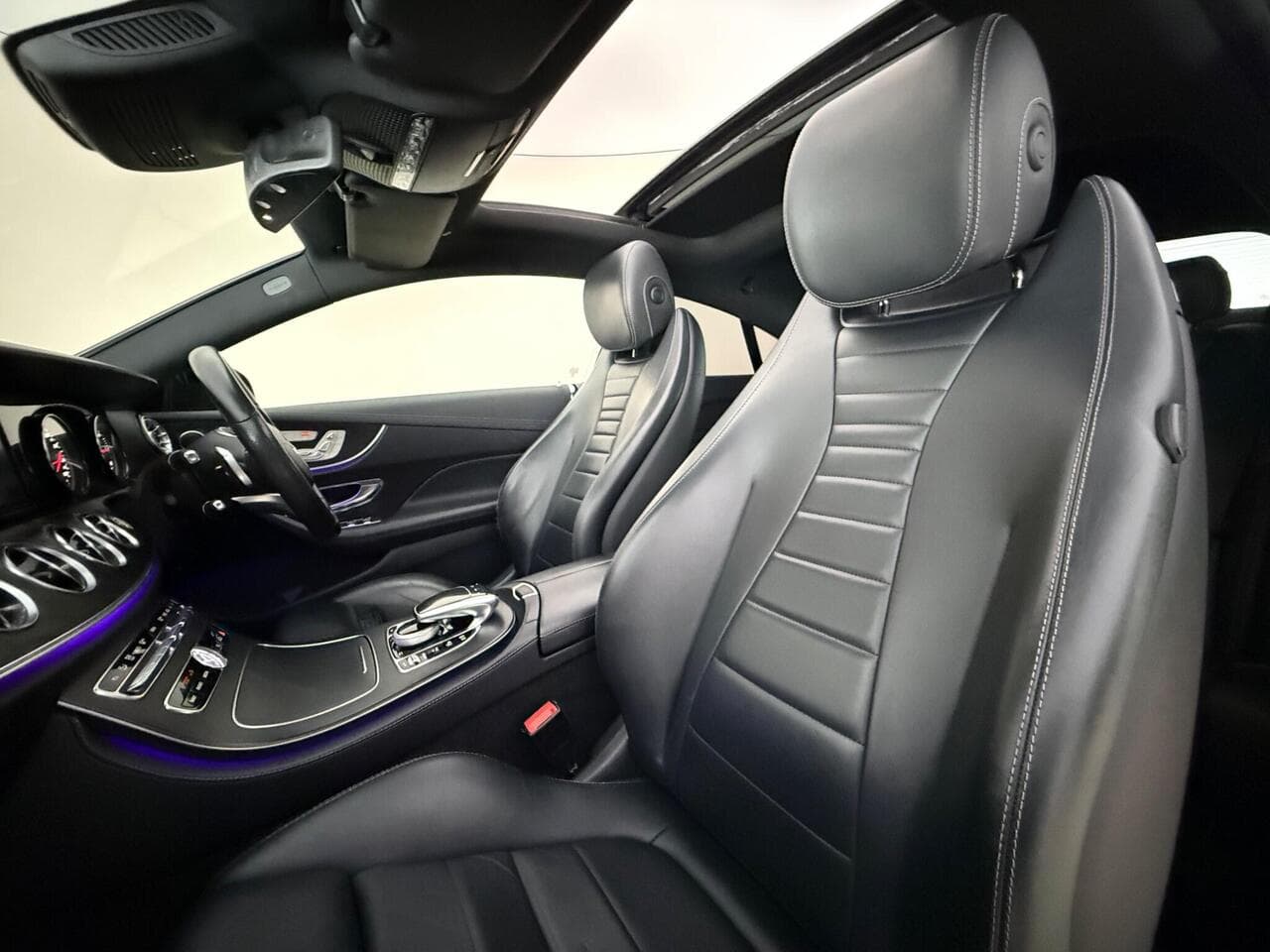 Mercedes-Benz E Class thumbnail Seat Front Passenger