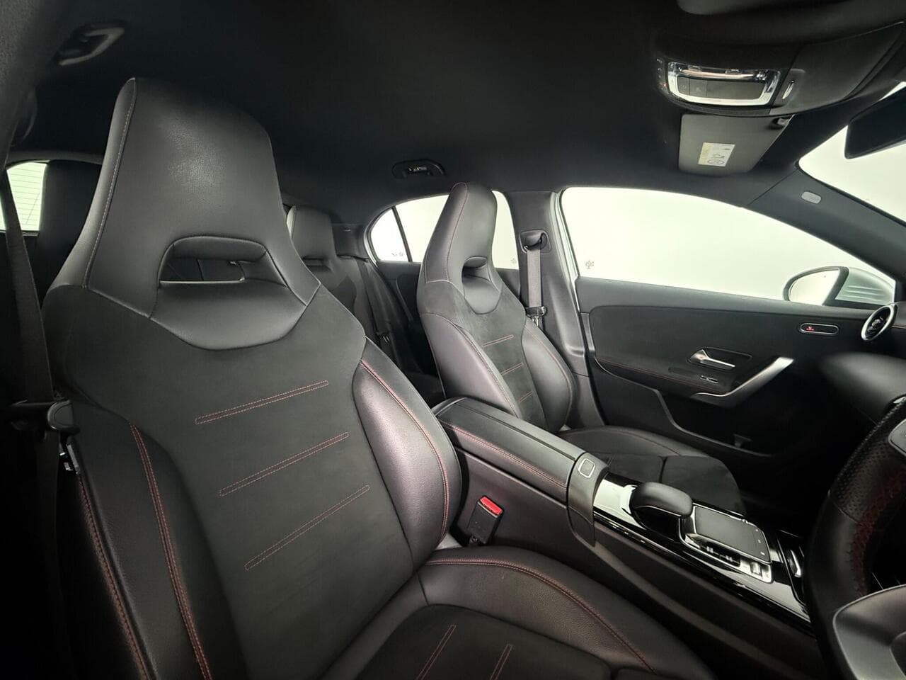 Mercedes-Benz A Class thumbnail Seat Driver