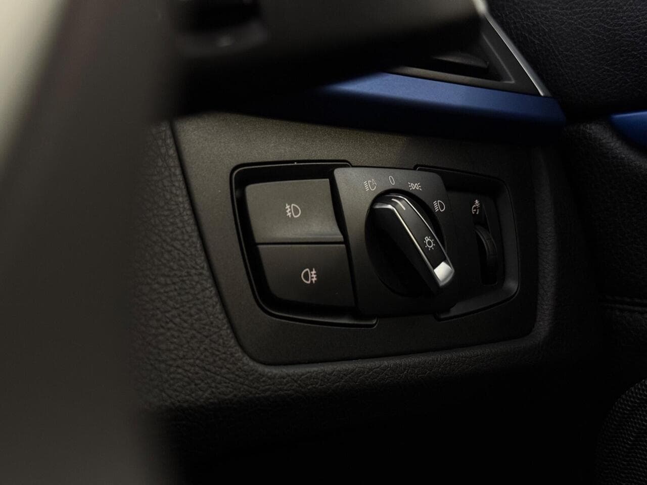 BMW 4 Series thumbnail Misc Controls