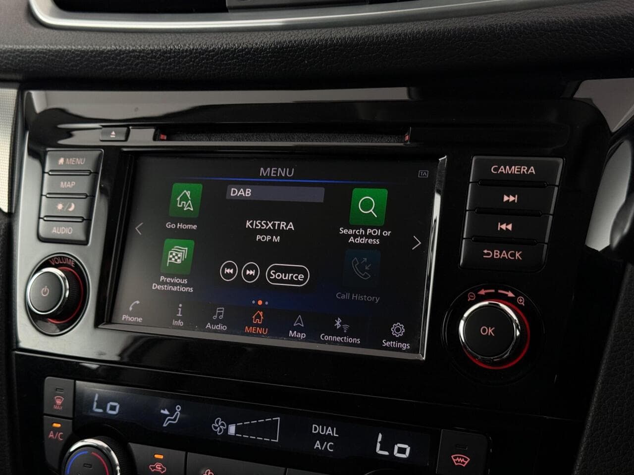 Nissan Qashqai thumbnail Infotainment System