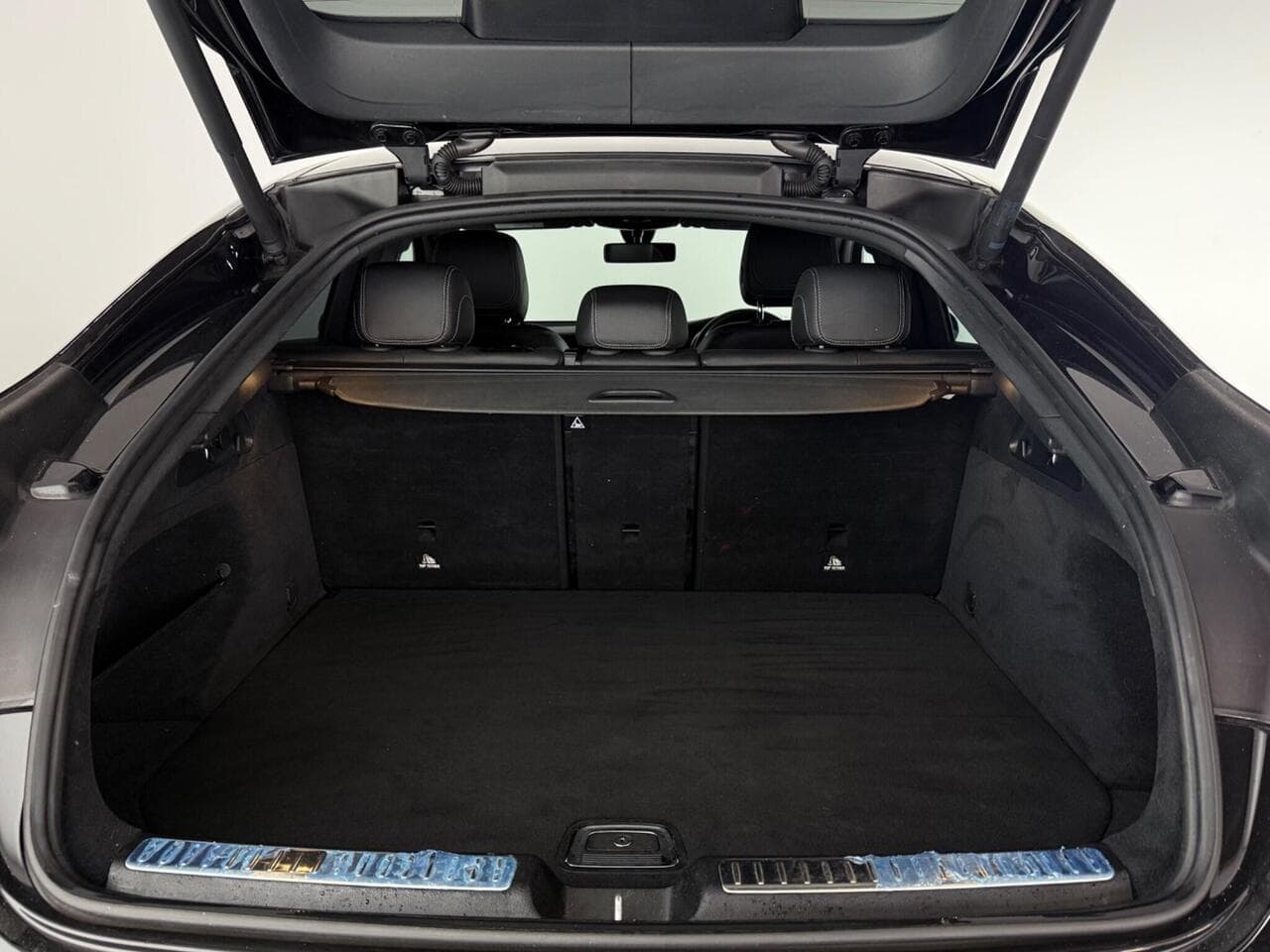 Mercedes-Benz GLC thumbnail Boot