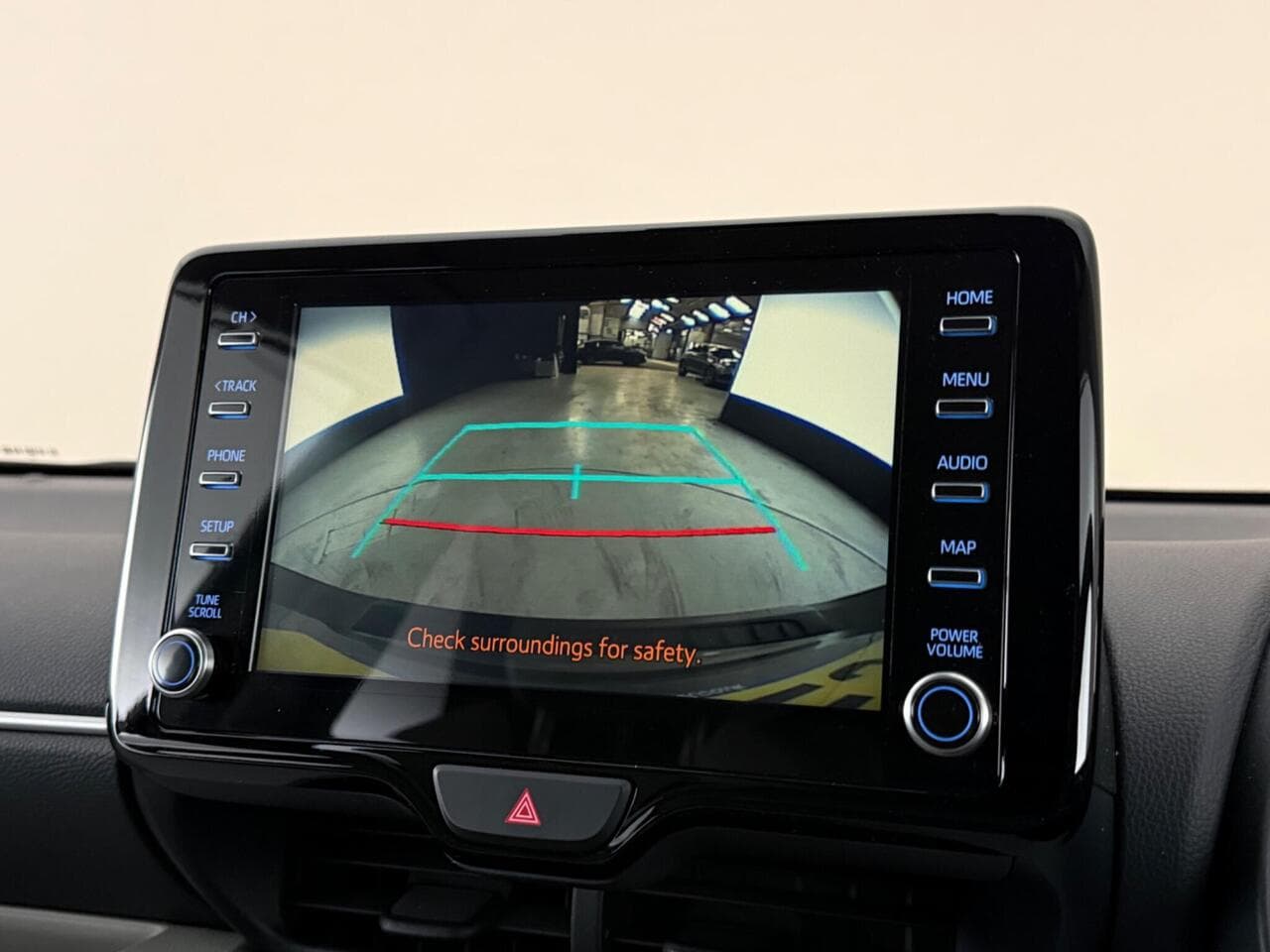 Toyota Yaris thumbnail Infotainment System