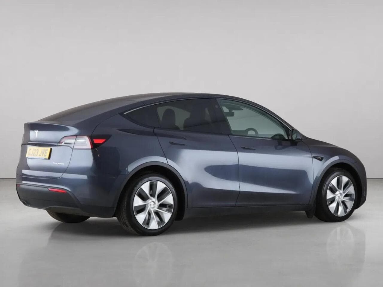 Tesla Model Y thumbnail Inconclusive