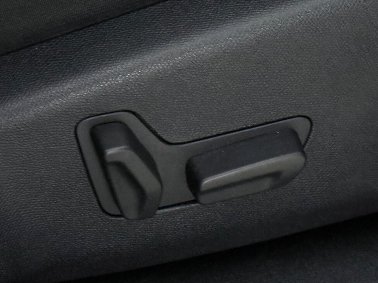 Citroen C5 Aircross thumbnail Misc Controls