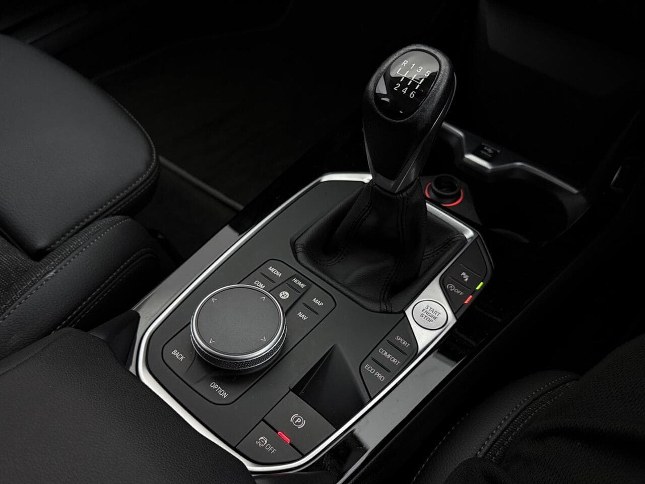 BMW 1 Series thumbnail Interior Front