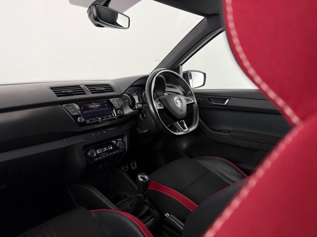 Skoda Fabia thumbnail Interior Front