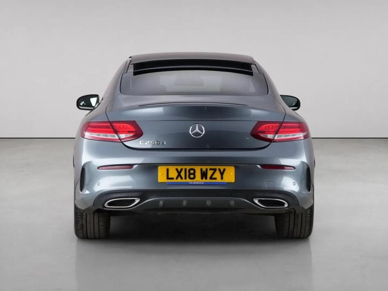 Mercedes-Benz C Class thumbnail Rear