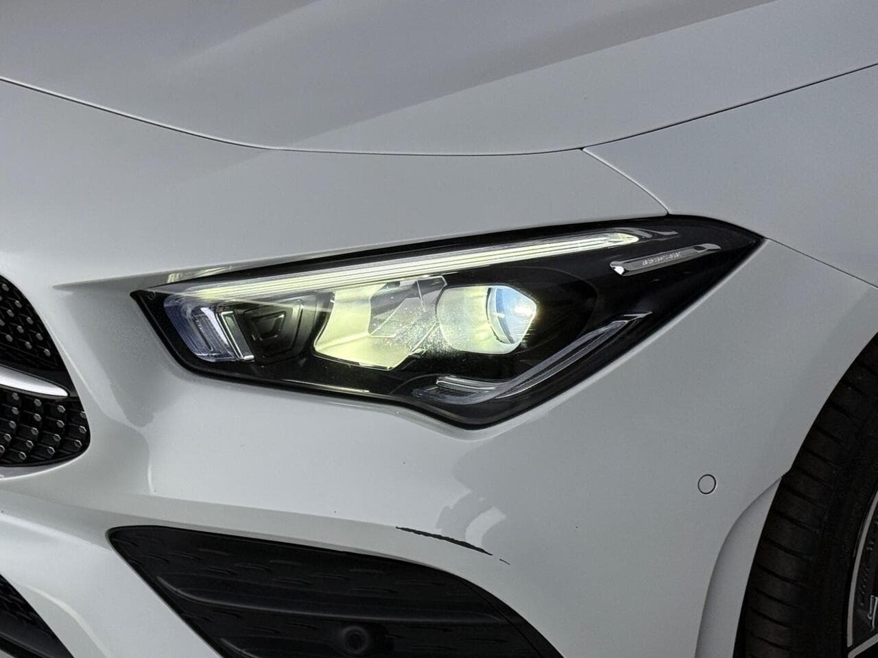 Mercedes-Benz CLA thumbnail Lights Front