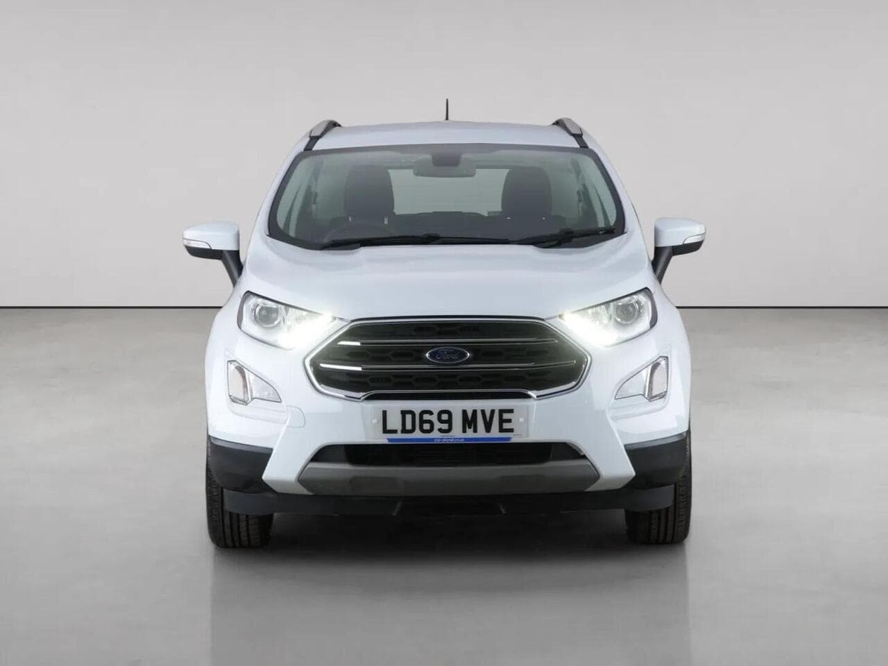 Ford EcoSport thumbnail Front