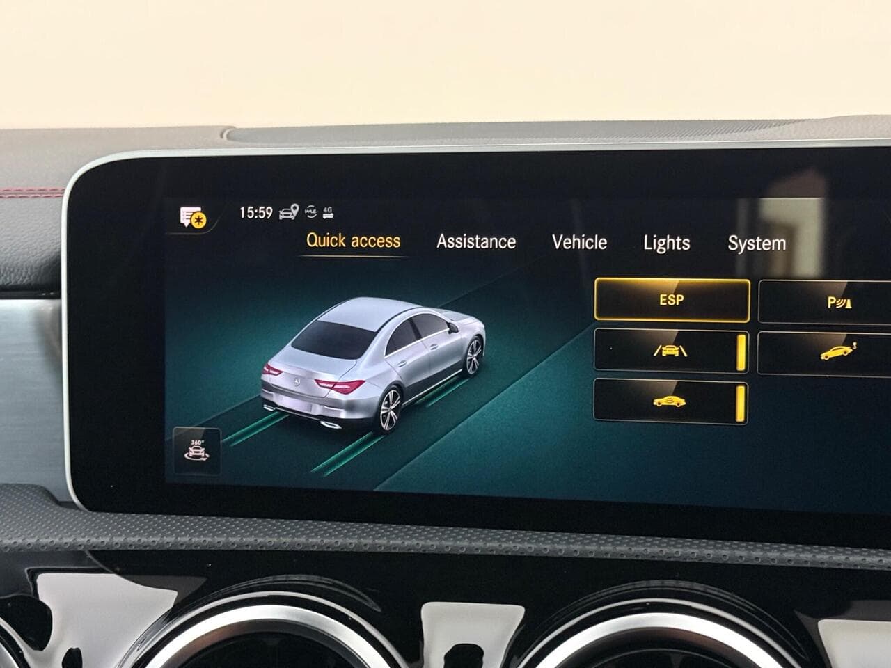 Mercedes-Benz CLA thumbnail Infotainment System