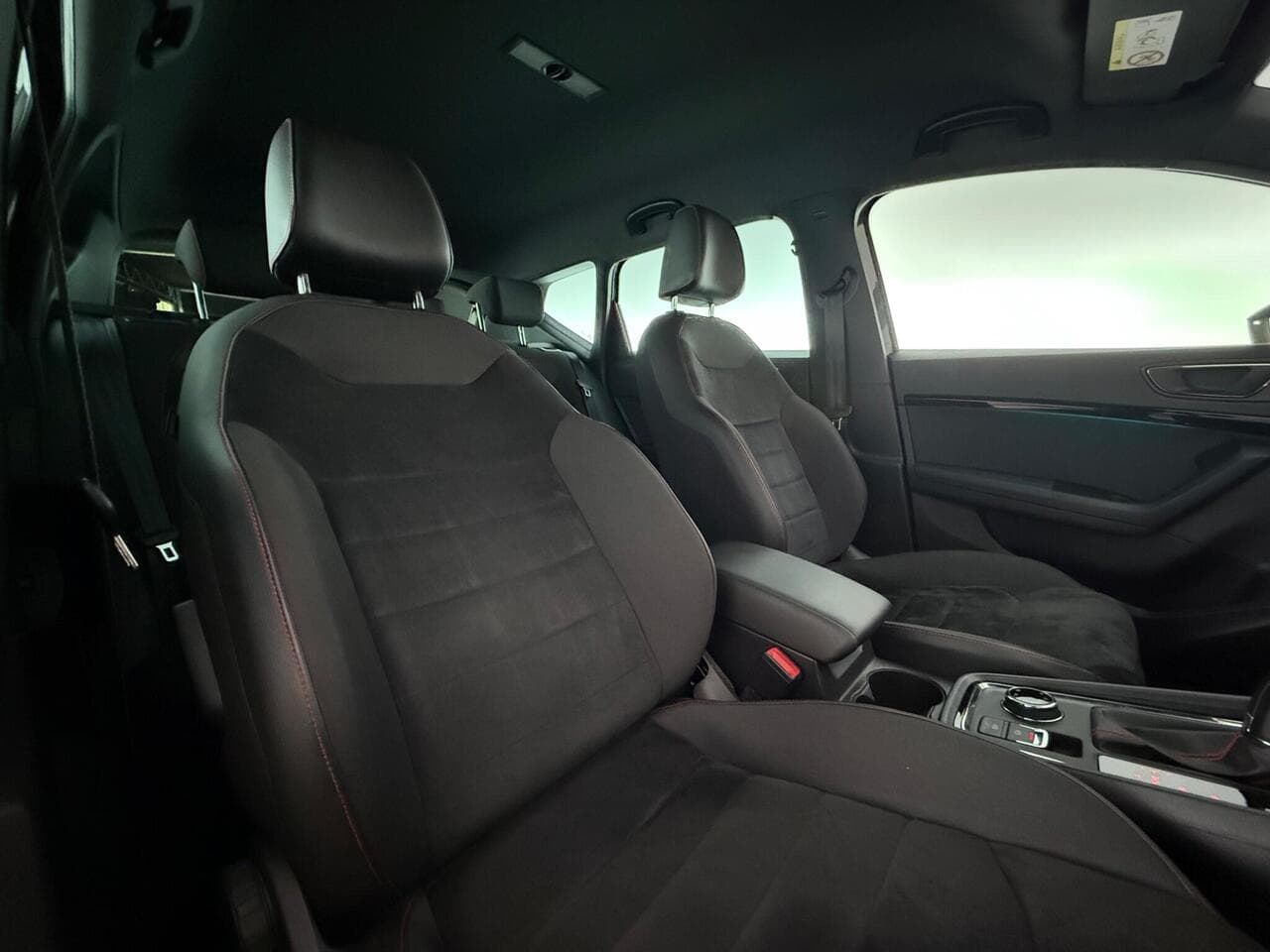SEAT Ateca thumbnail Seat Driver