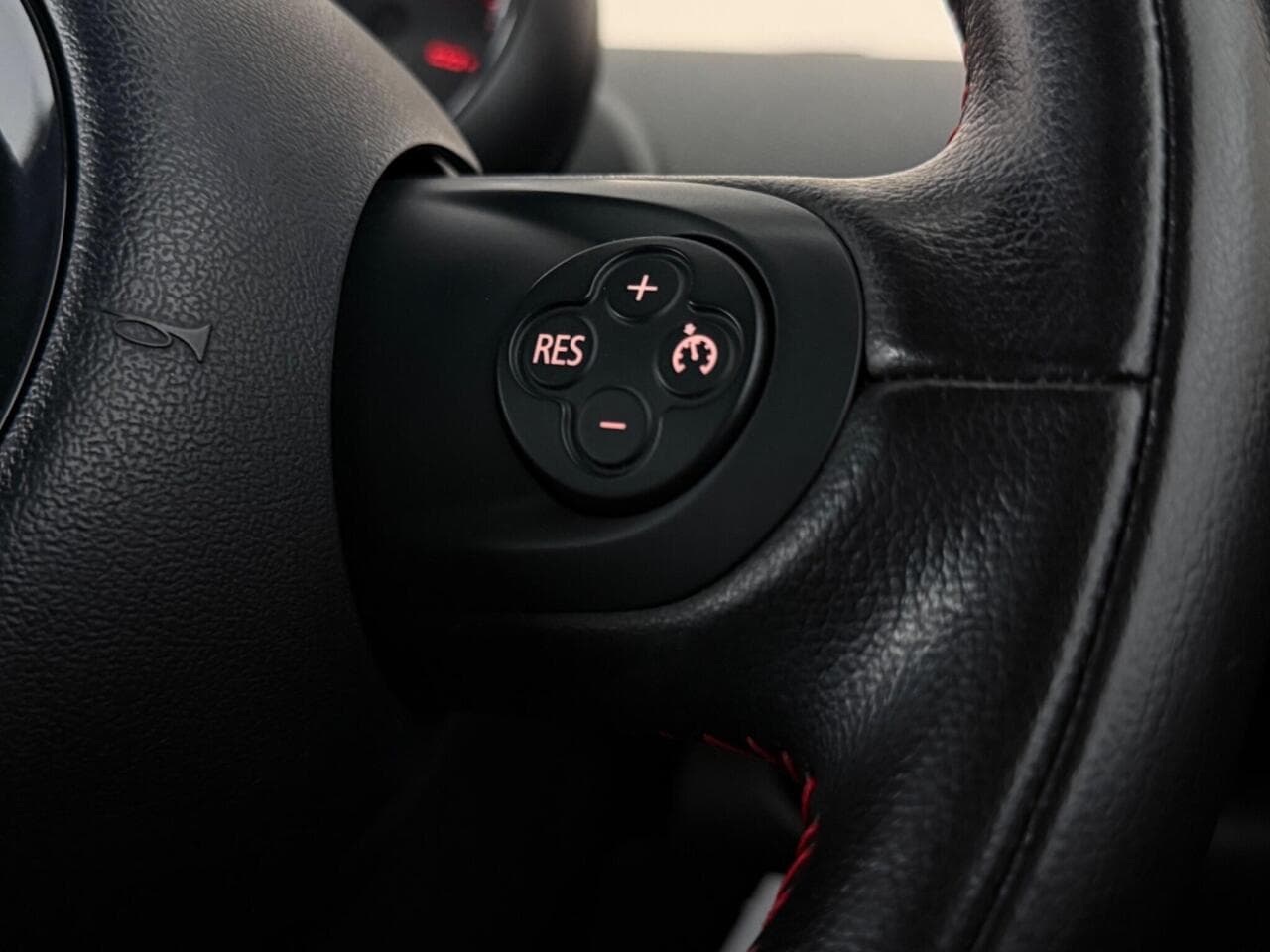 MINI Paceman thumbnail Misc Controls
