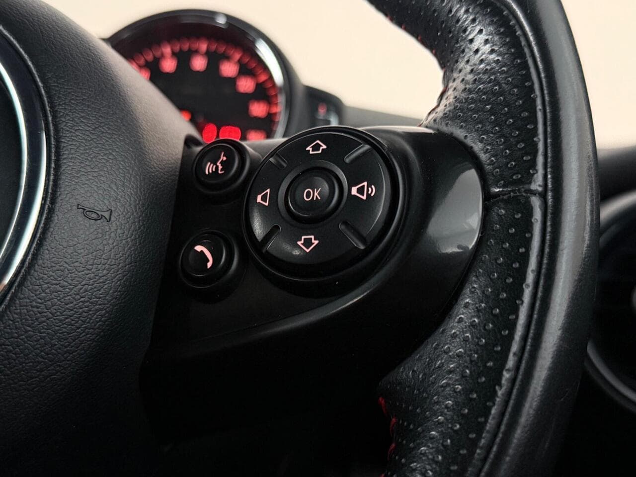 MINI Hatch thumbnail Misc Controls