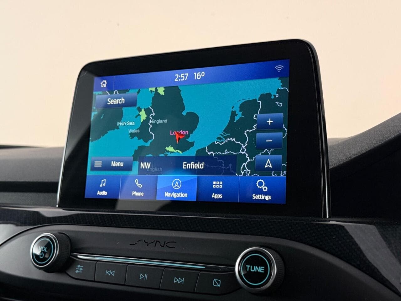 Ford Focus thumbnail Infotainment System