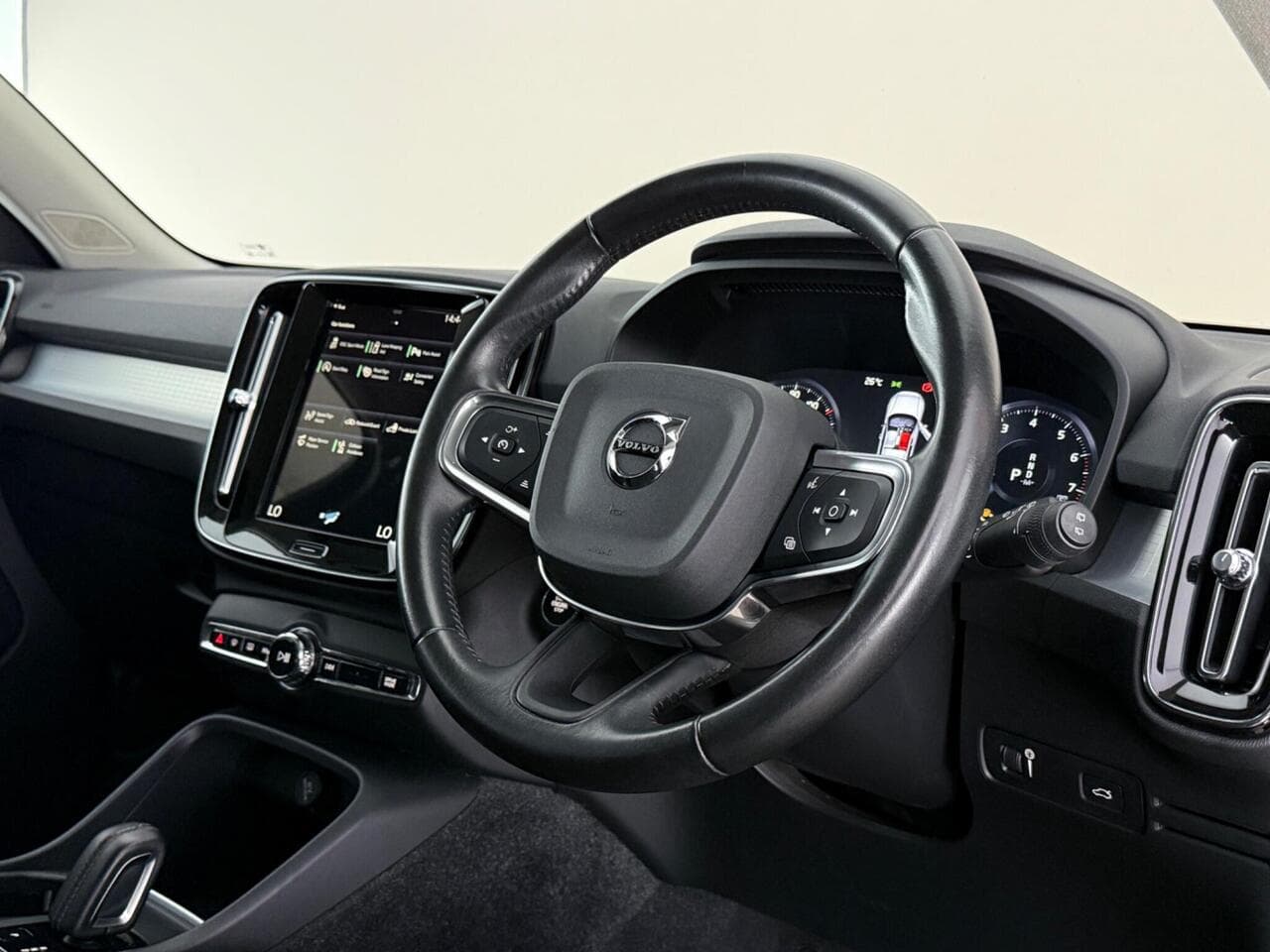 Volvo XC40 thumbnail Inconclusive