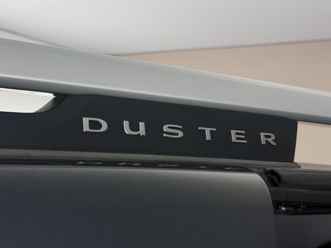 Dacia Duster thumbnail Misc Controls