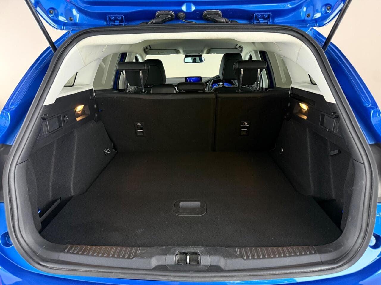 Ford Focus thumbnail Boot