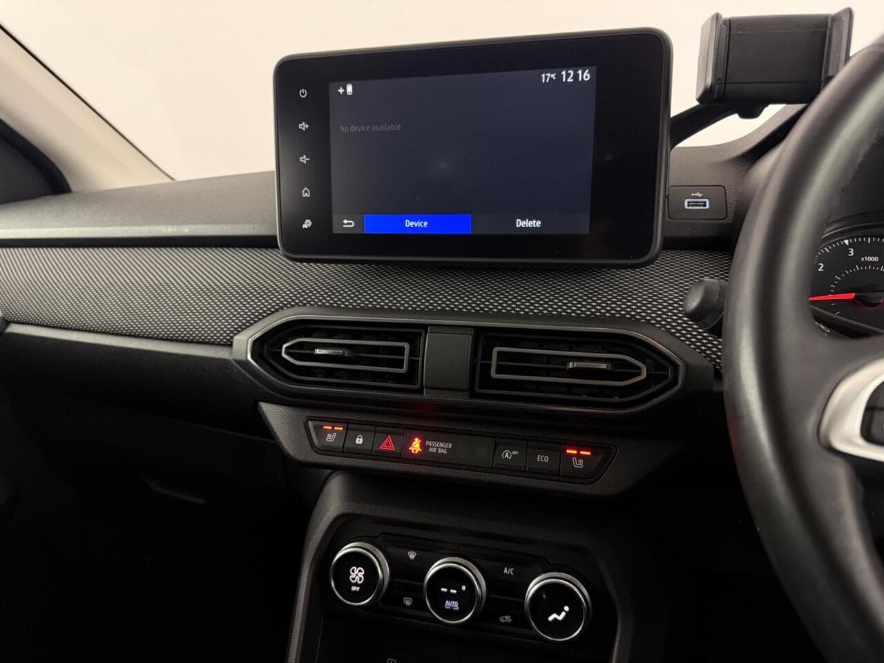 Dacia Jogger thumbnail Infotainment System