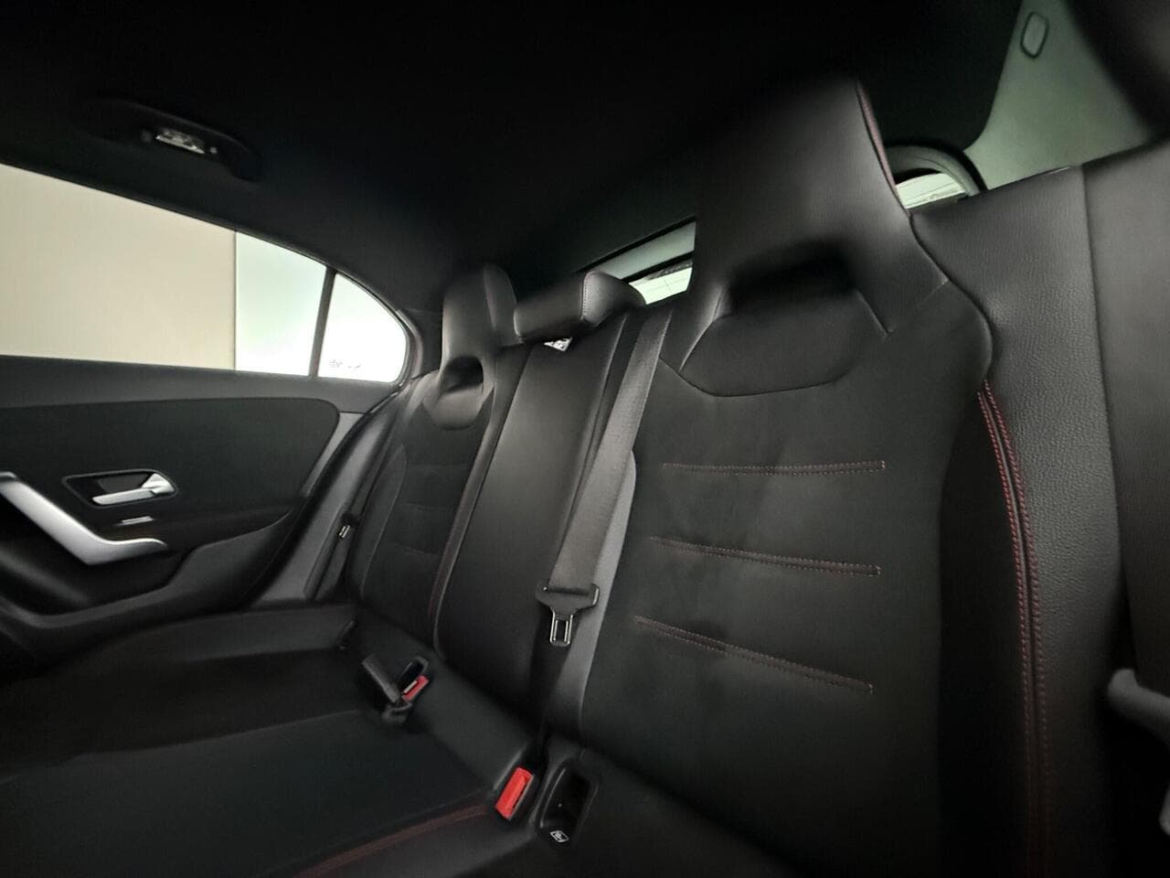 Mercedes-Benz A Class thumbnail Seats Rear