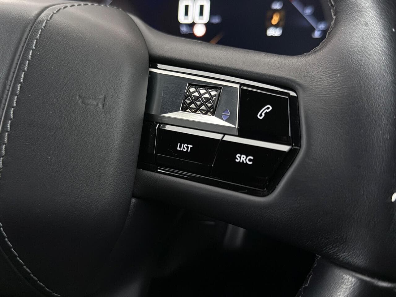 DS AUTOMOBILES DS 7 CROSSBACK thumbnail Misc Controls