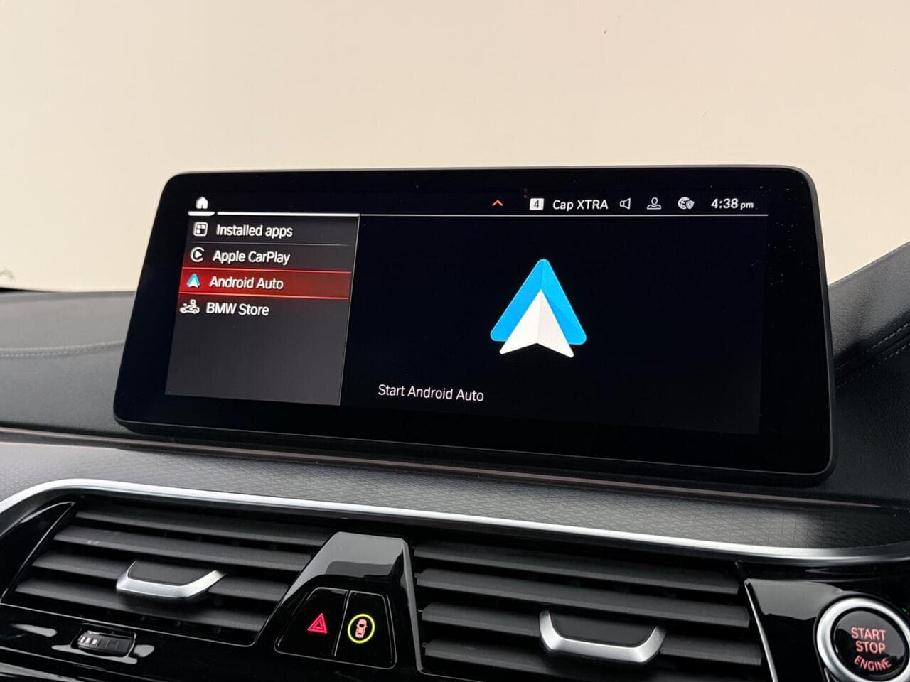 BMW 5 Series thumbnail Infotainment System
