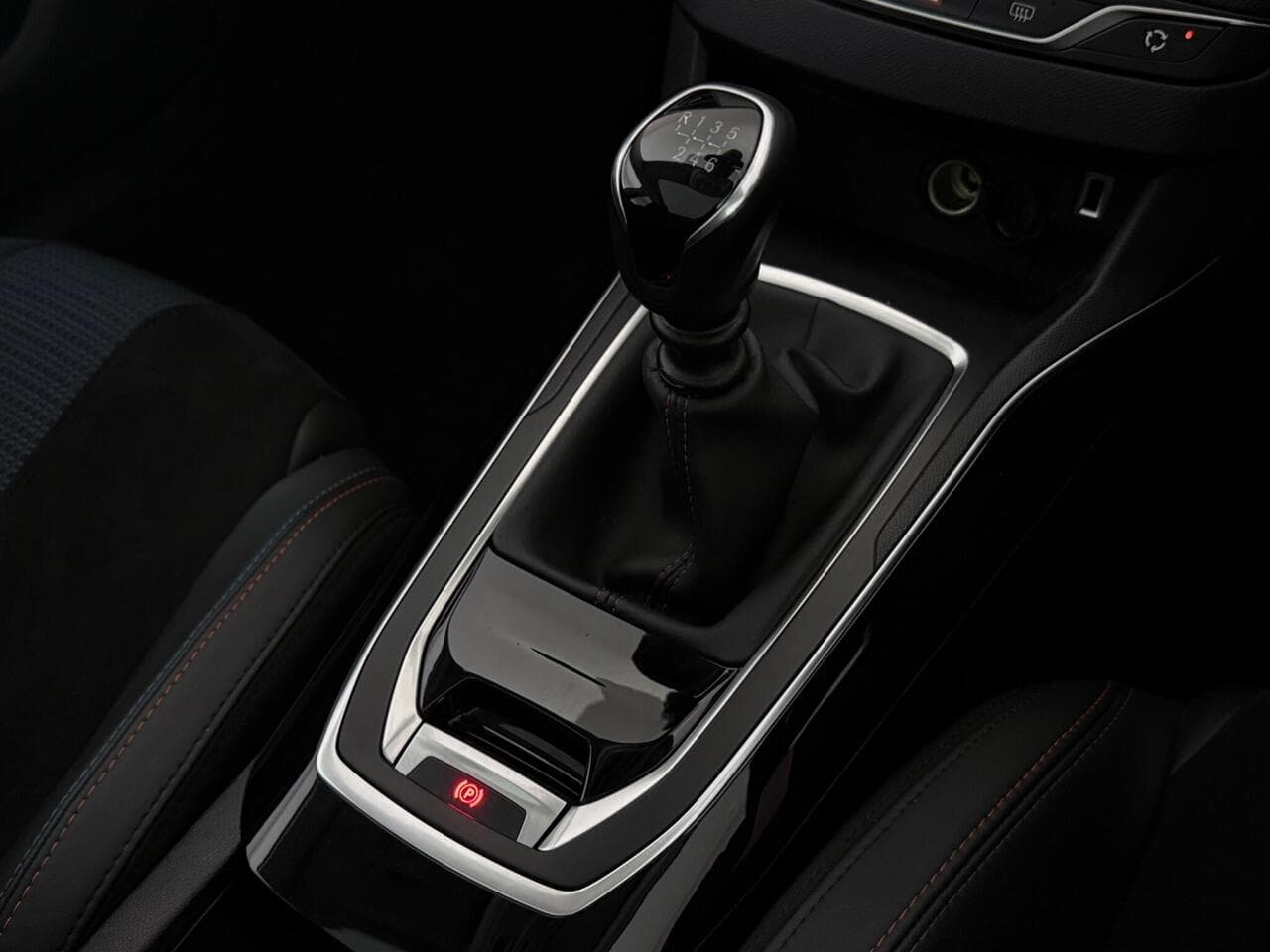 Peugeot 308 thumbnail Interior Front