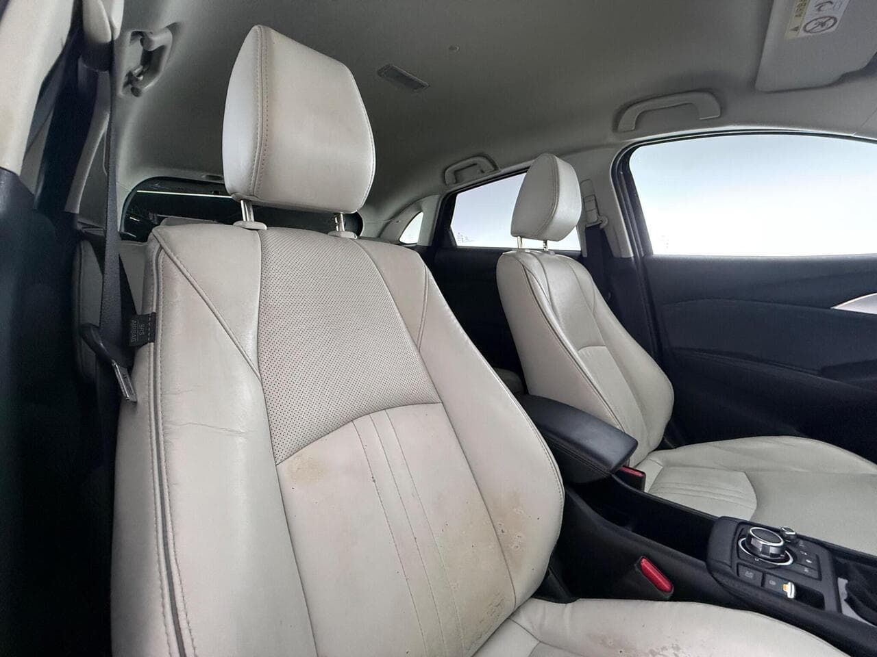 Mazda CX-3 thumbnail Seat Driver