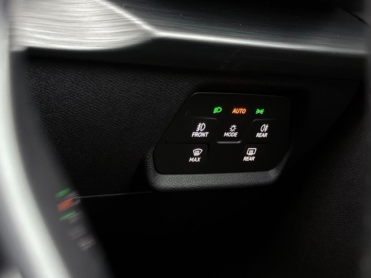 CUPRA Formentor thumbnail Misc Controls