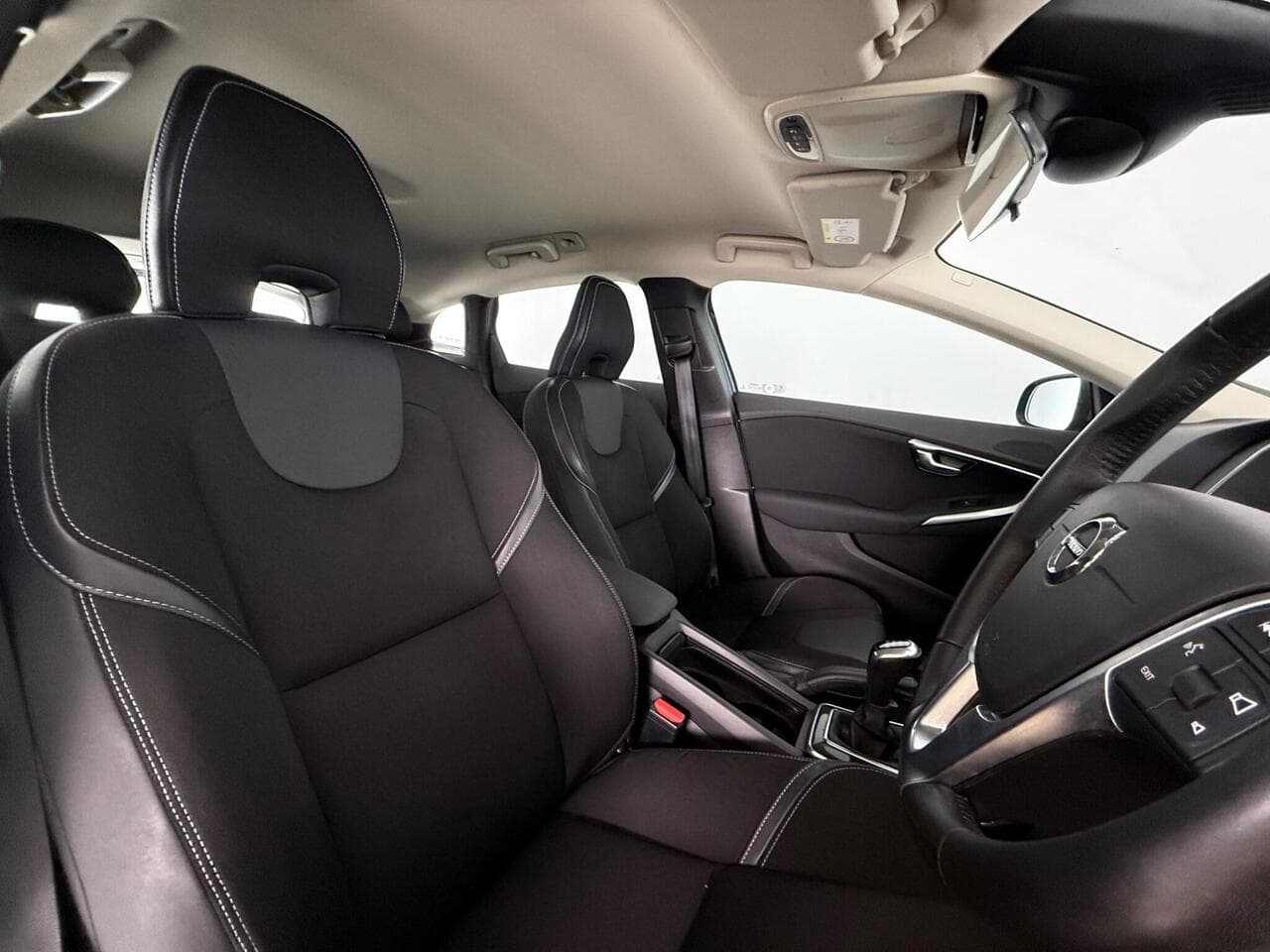 Volvo V40 thumbnail Seat Driver