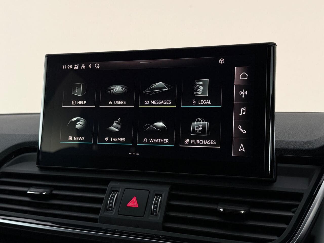 Audi Q5 thumbnail Infotainment System