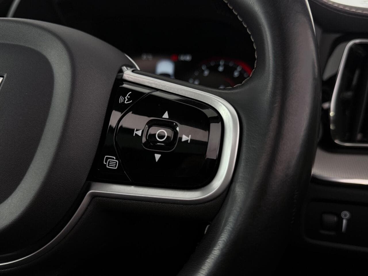 Volvo XC60 thumbnail Misc Controls