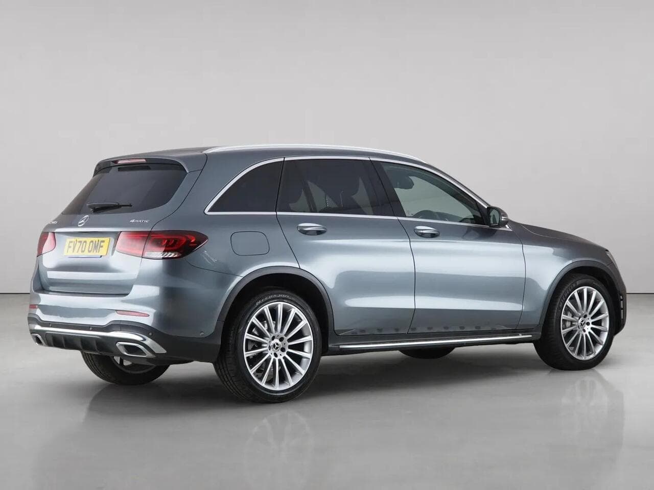 Mercedes-Benz GLC thumbnail Side Right